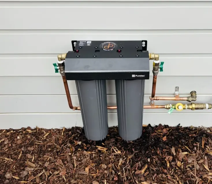 a water filter system with copper pipes and pipes