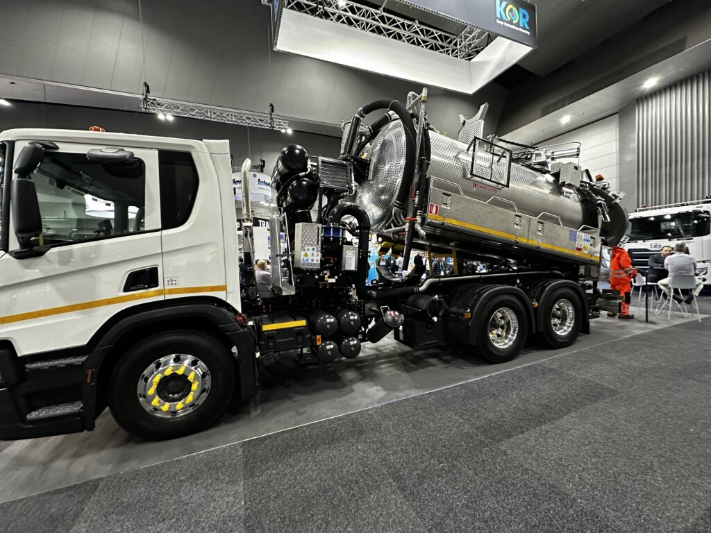 Bay Plumbing & Drainage Hydro Excavation Truck Hydro excavation Truck